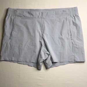 Columbia PFG Women's Light Gray Shorts XXL